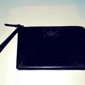 👜Kate Spade black leather wristlet NWOT